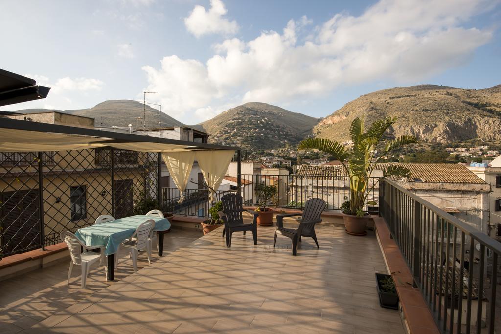 Appartement La Terrazza Del Baglio à Mondello Extérieur photo