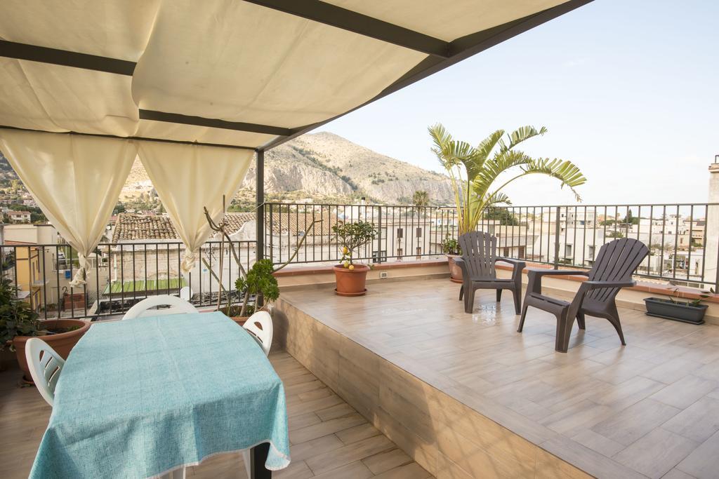 Appartement La Terrazza Del Baglio à Mondello Extérieur photo