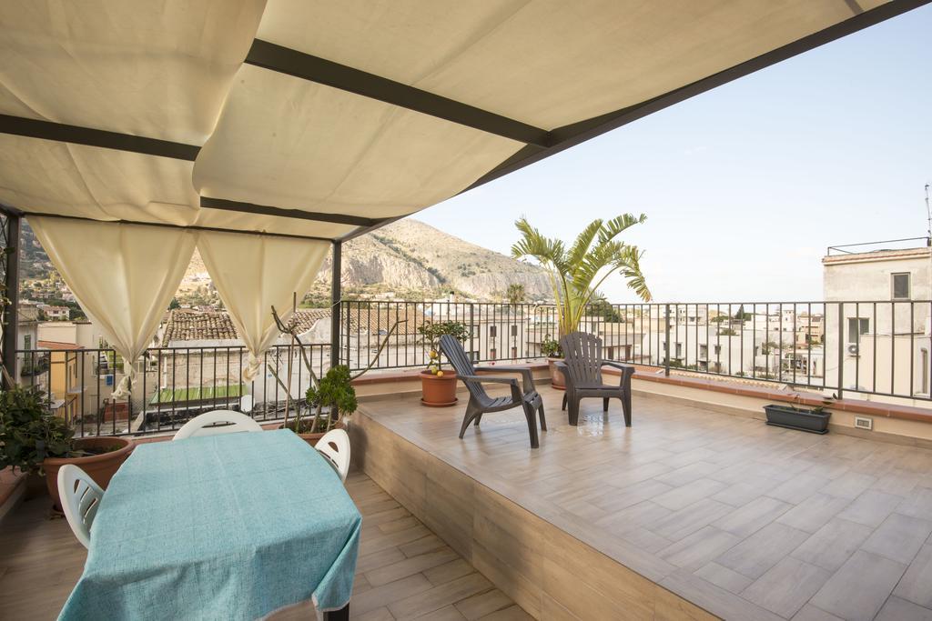 Appartement La Terrazza Del Baglio à Mondello Extérieur photo
